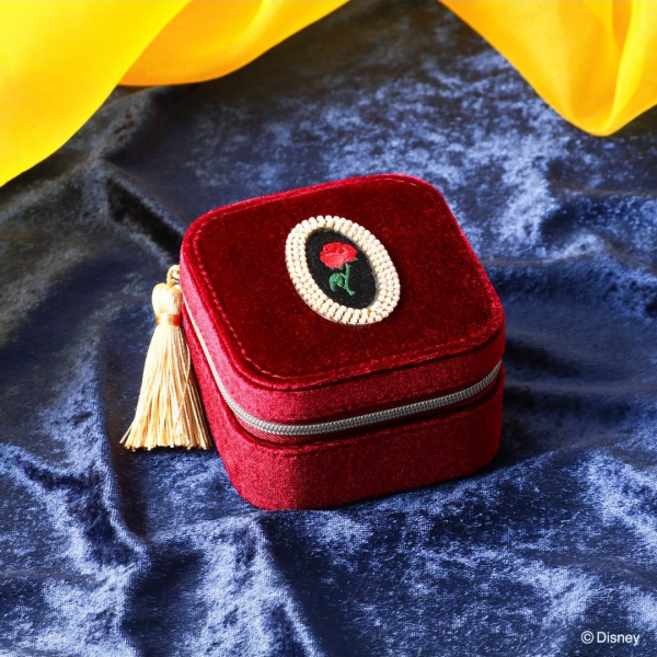 DISNEY X COACH/C3139ジュエリーボックス プリンセス美女と野獣 薄暗く