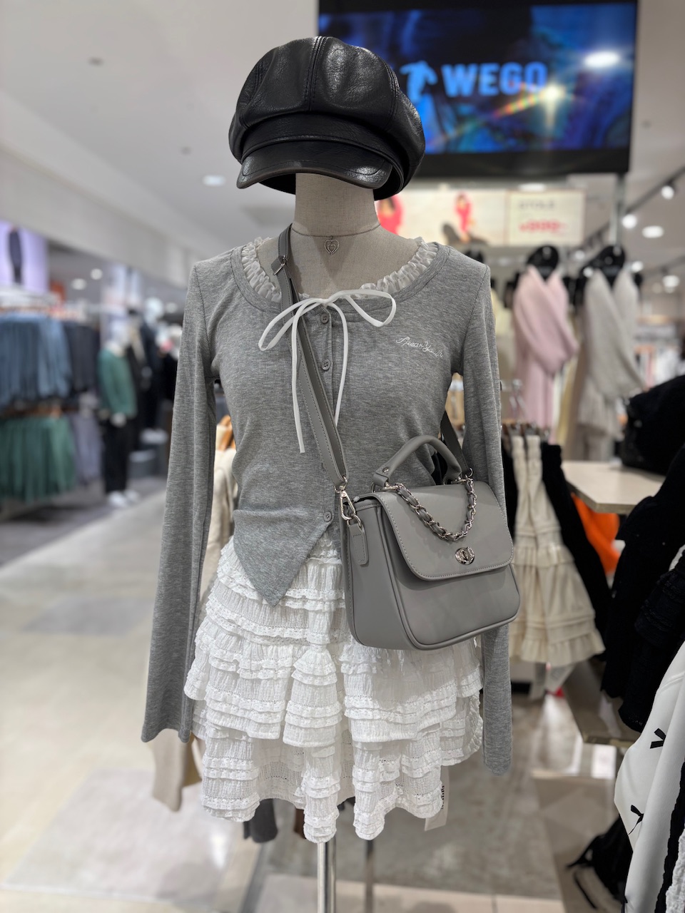 痛ショルダーバッグ🎀 | WEGO | アミュプラザ鹿児島