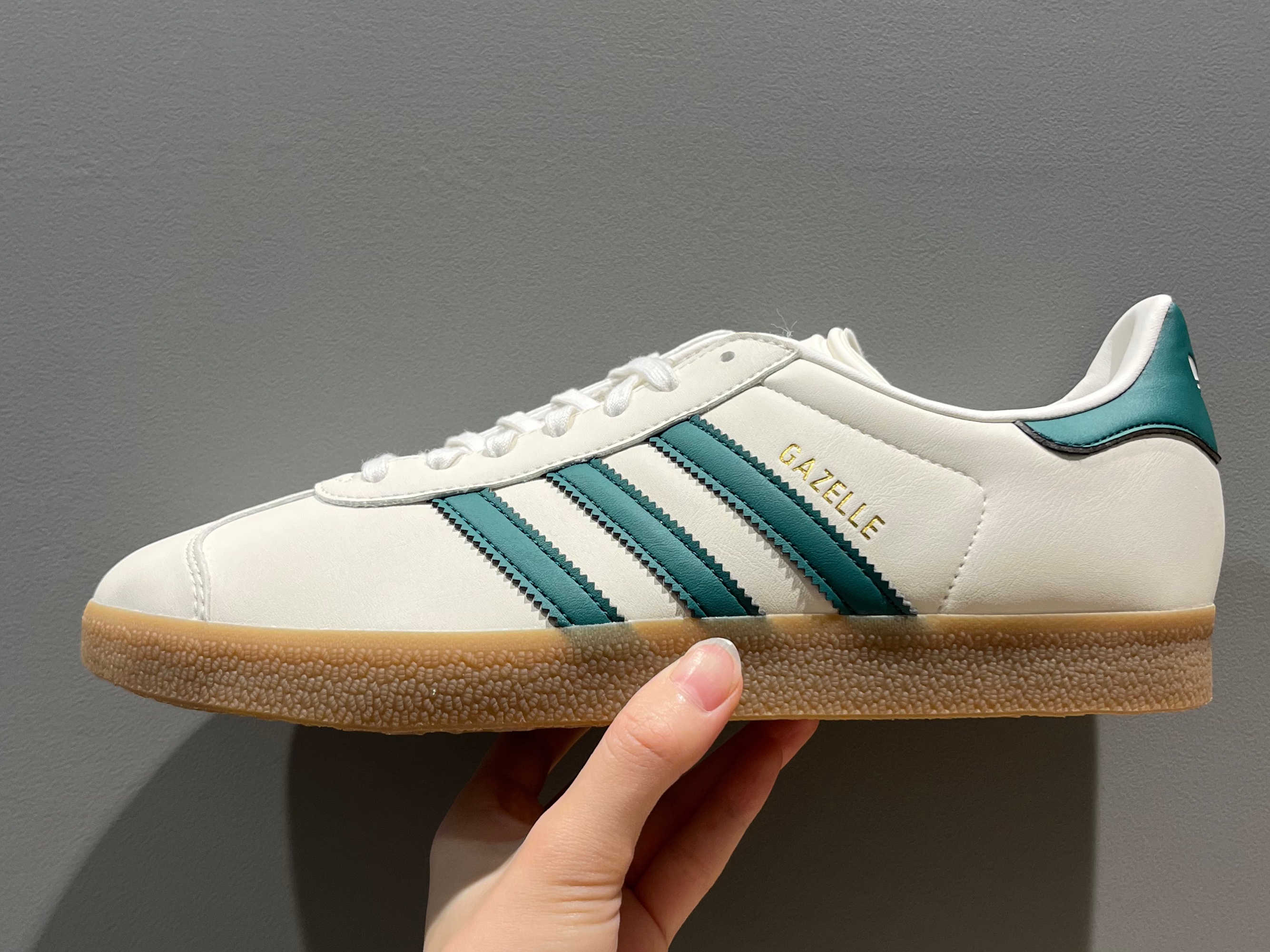 gazelle💚💙❤️ | ABCマートグランドステージ | アミュプラザ鹿児島